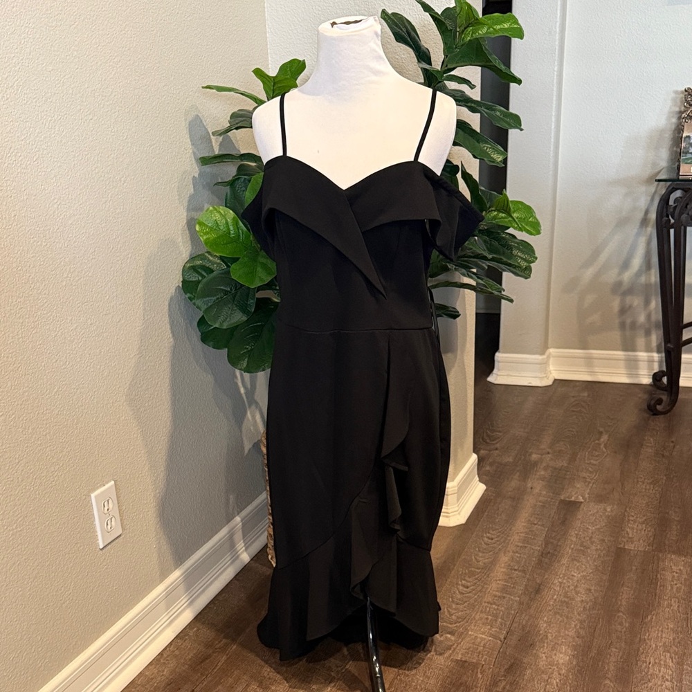 bebe Black Asymmetrical Women's Dress
